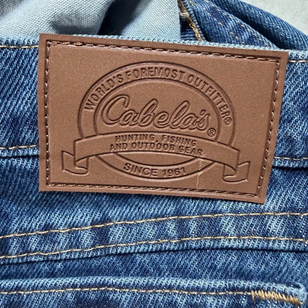 Cabelas Mens Jeans 42x36 Blue Denim Straight Leg Relaxed Fit Outdoor Workwear